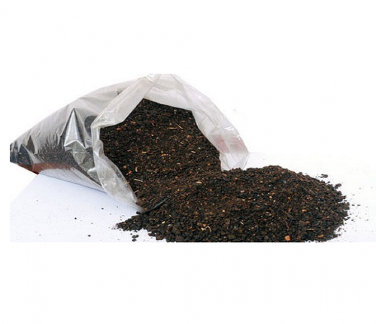 Poultry Manure (Size 8 Bag) HTS Farms