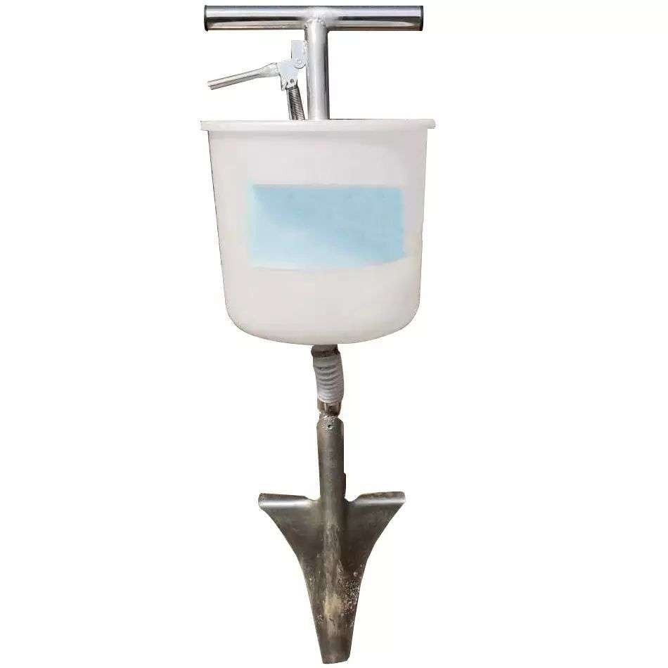 Shovel Fertilizer Applicator