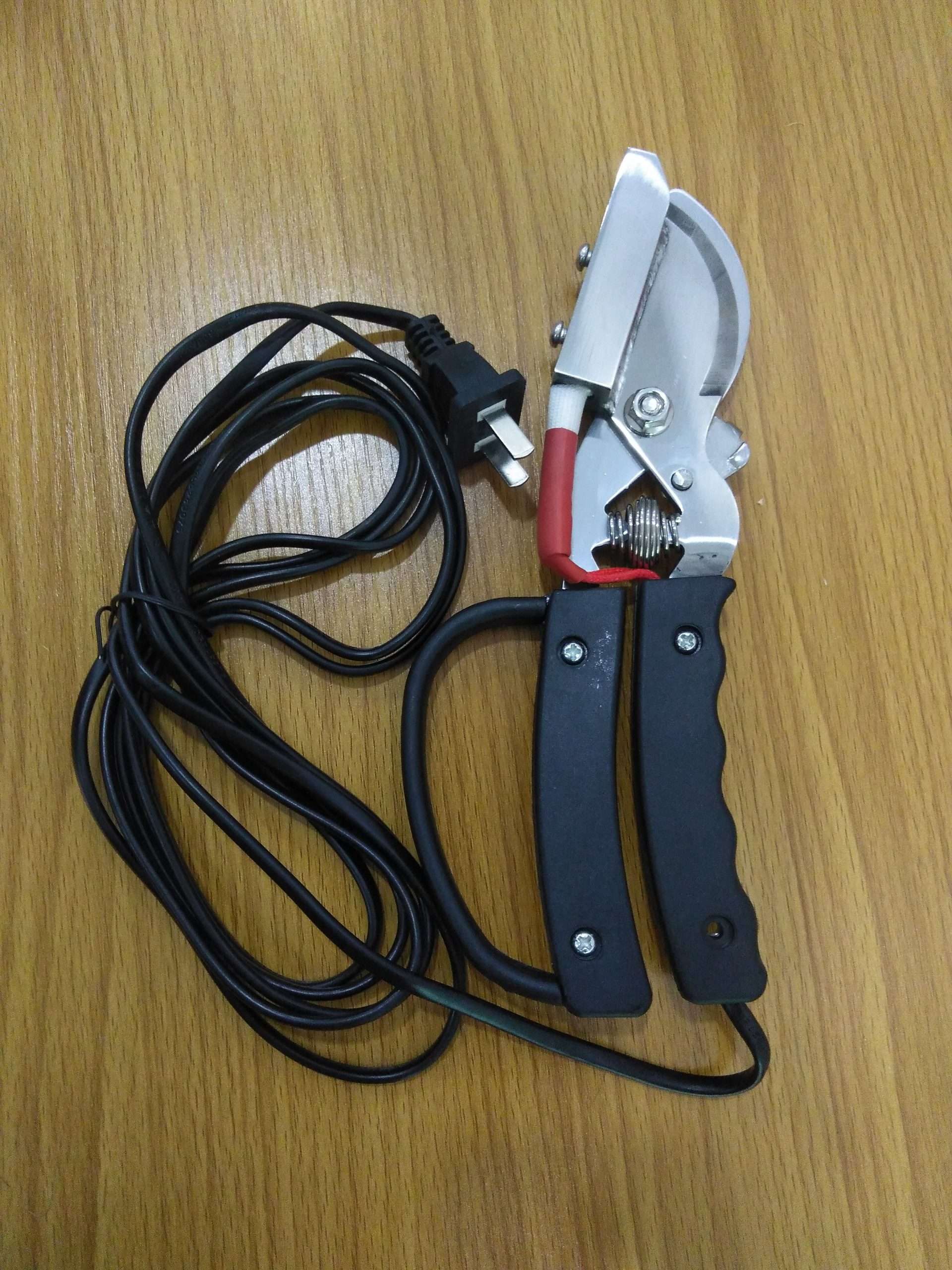 Electric Hand-Held Debeaker (Beak Trimmer) - Image 2