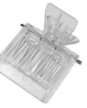 Queen Catcher Plastic