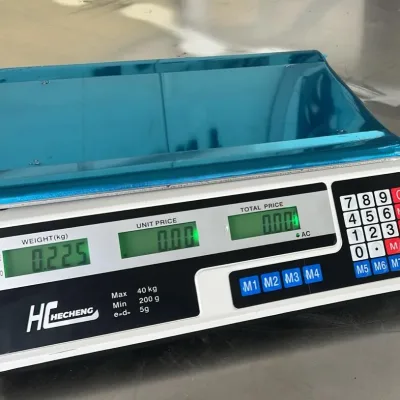 Sensitive digital table scale