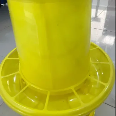 3kg Plastic Poultry Feeder